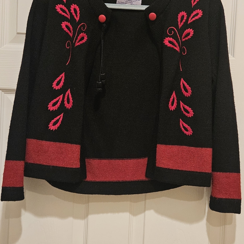 Chic Black Cardigan with Red Embroidery